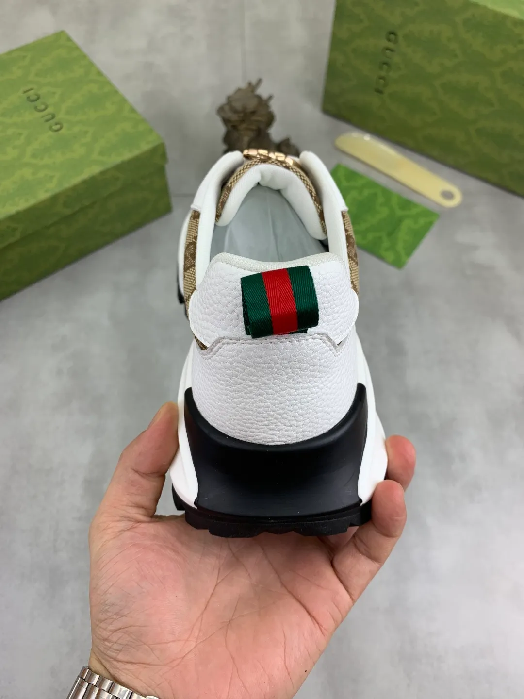 Men's shoes 💰P440💰[New model]🆘 The latest model from Gucci GUCCI official website🎁Classic casual and fashionable men's shoes👟Best model💥The version is simple and elegant, exclusive for trendy men. Unique official website latest brand elements👑Gucci original decoration, fashionable and generous, original soft calfskin fabric➕Comfortable soft first-layer pigskin lining ✅The official website specifies the wear-resistant casual outsole, the classic model is taken in kind🎬Color: 4️⃣colors available😍Number: 38-44